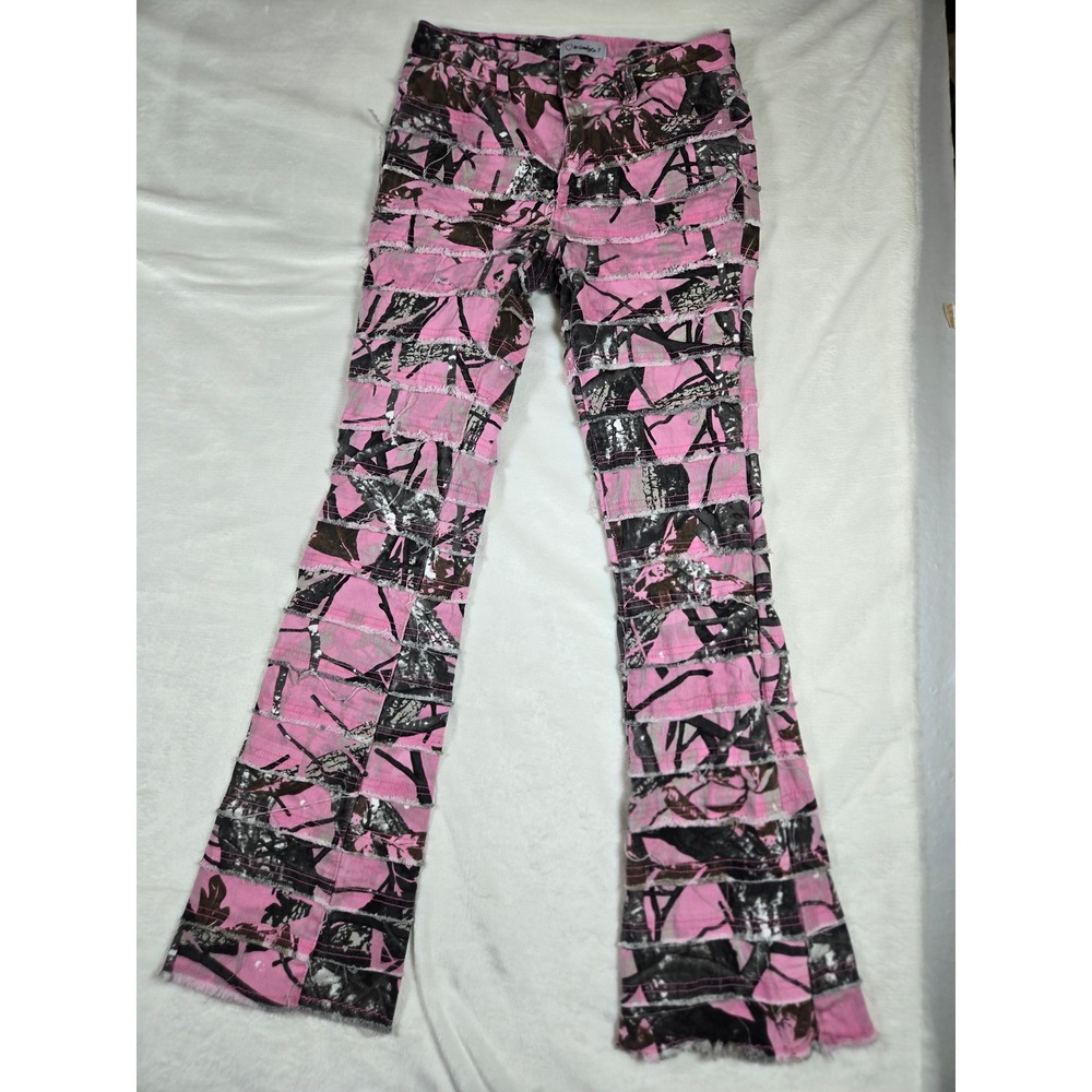 & Lovely Co Pink Camo Tiered‎ Flare Pants Raw Edge Distressed VB-804PC Size 7